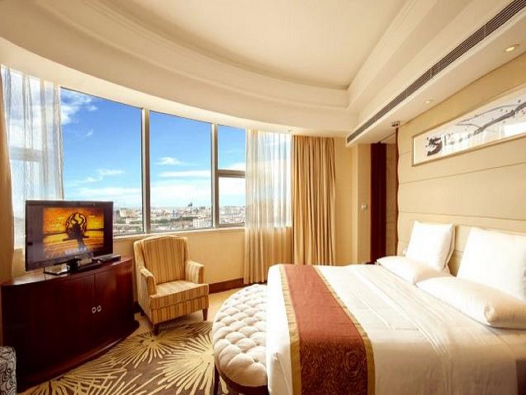 golden shining new century grand hotel beihai