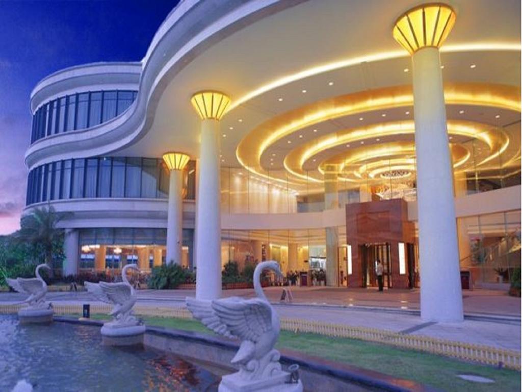 golden shining new century grand hotel beihai