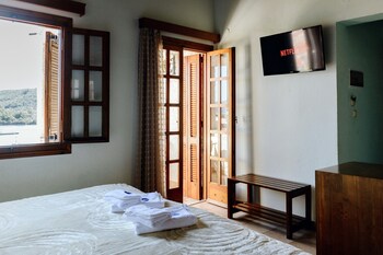 Drymna Hotel,Dorida>>Central Greece,2 star