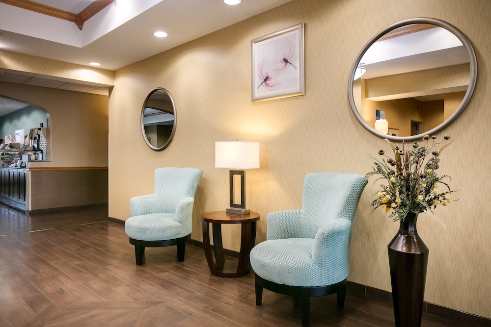 holiday inn express hotel and suites clinton by ihg