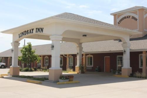 lindsay inn
