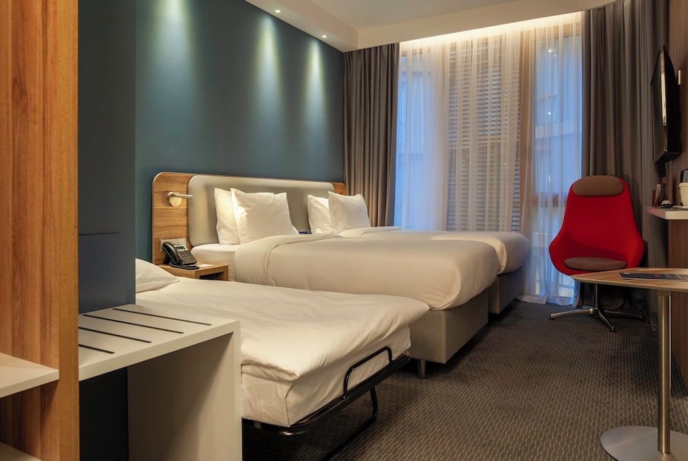 holiday inn express tbilisi avlabari an ihg hotel