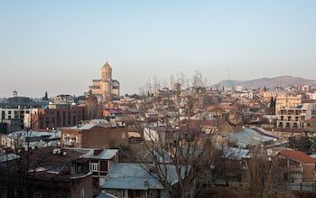 holiday inn express tbilisi avlabari an ihg hotel