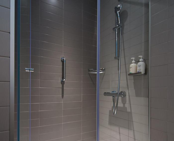 holiday inn express tbilisi avlabari an ihg hotel