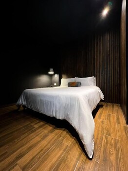 hotel lleras park concept