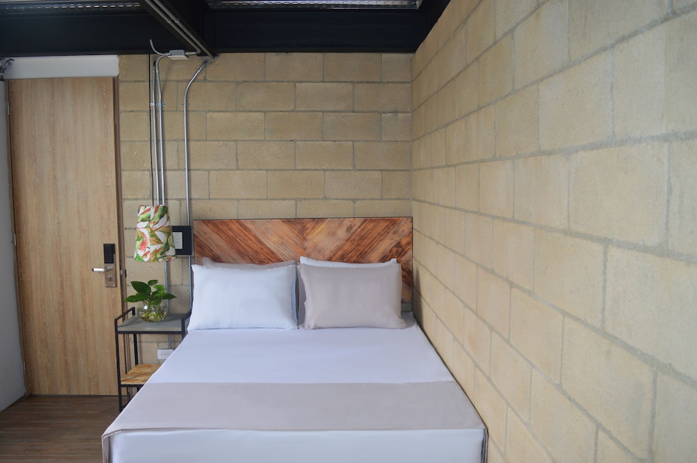 hotel lleras park concept