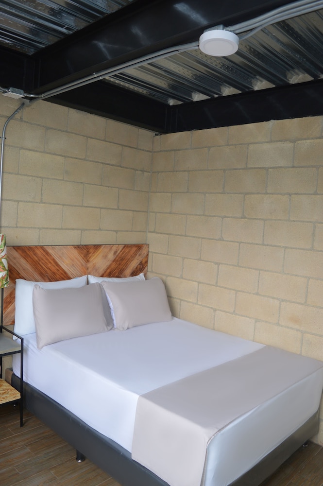 hotel lleras park concept