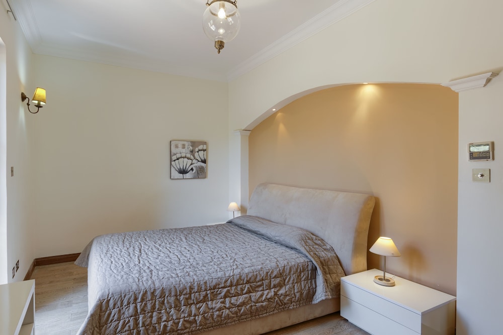aphrodite hills residences premium apartments