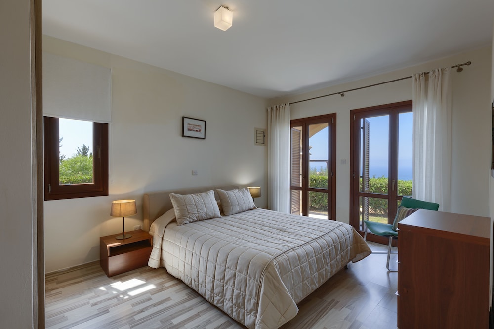aphrodite hills residences premium apartments