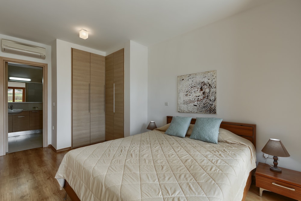 aphrodite hills residences premium apartments