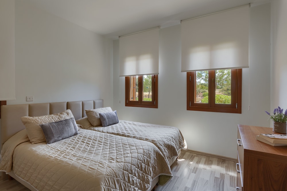 aphrodite hills residences premium apartments