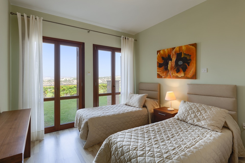 aphrodite hills residences premium apartments
