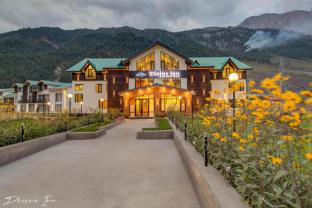 Hotel Devine Inn Sonamarg,,5 star