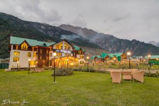 hotel devine inn sonamarg