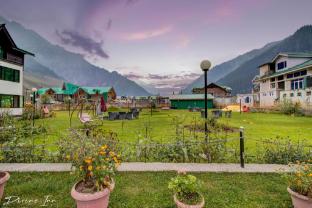 hotel devine inn sonamarg