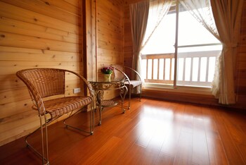 sitou floras house bandb