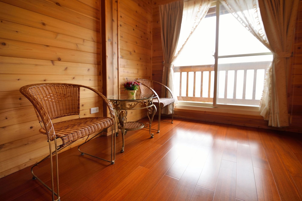 sitou floras house bandb