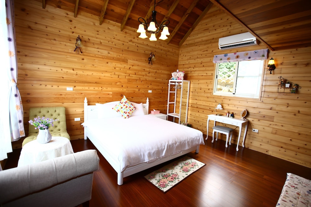 sitou floras house bandb