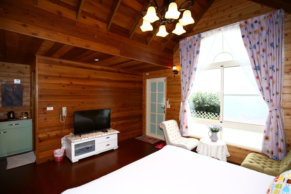 sitou floras house bandb
