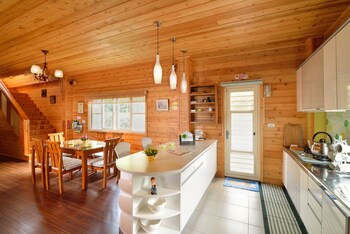 sitou floras house bandb