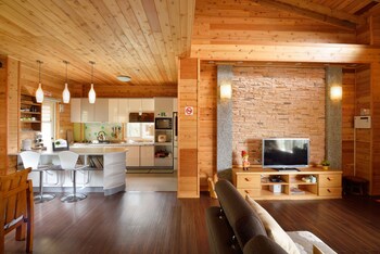 sitou floras house bandb