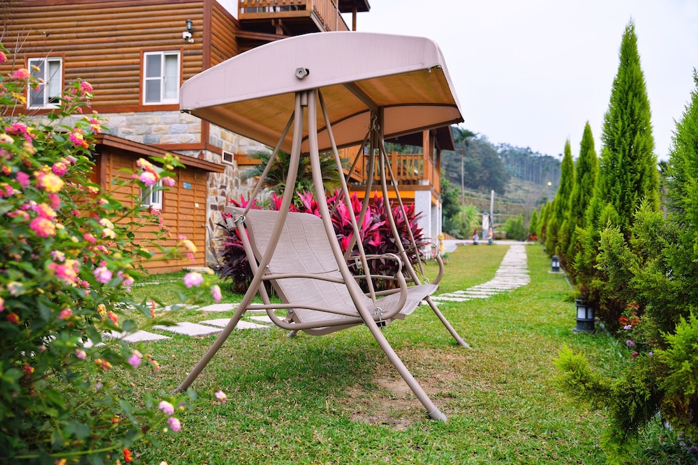sitou floras house bandb