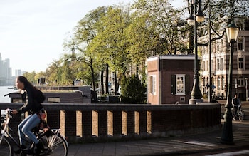 sweets nieuwe amstelbrug