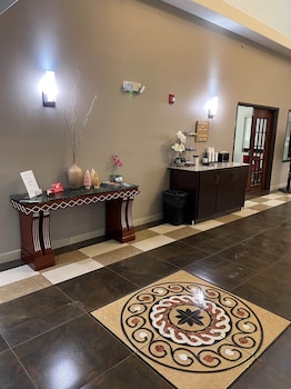 red roof inn and suites detroit melvindale dearborn