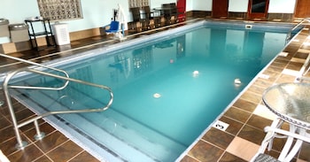red roof inn and suites detroit melvindale dearborn