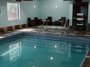 red roof inn and suites detroit melvindale dearborn