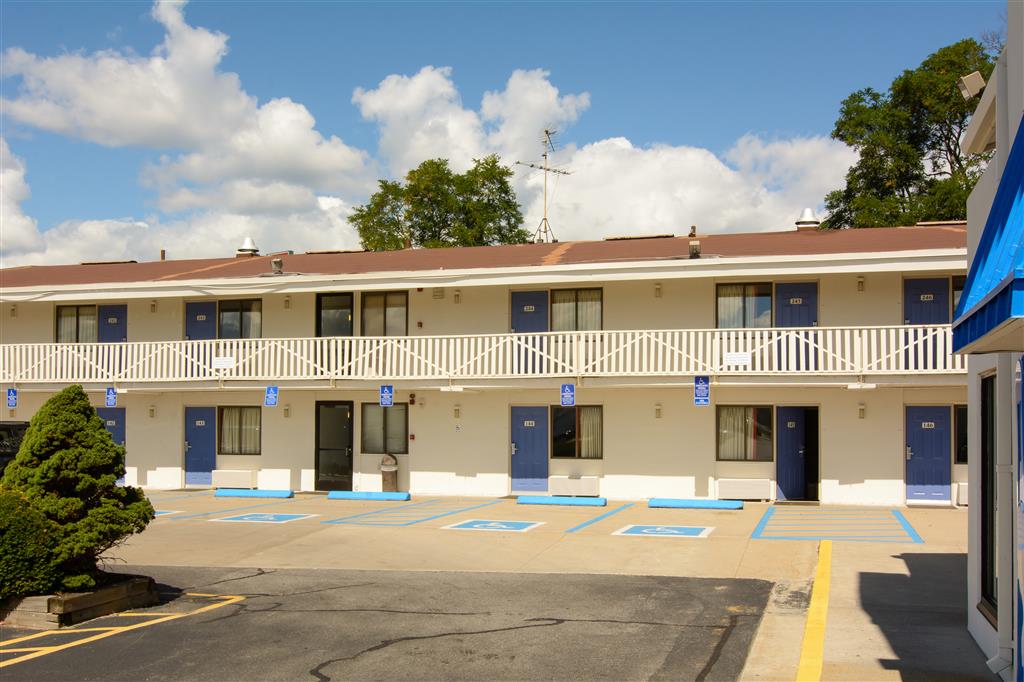motel 6 leominster ma
