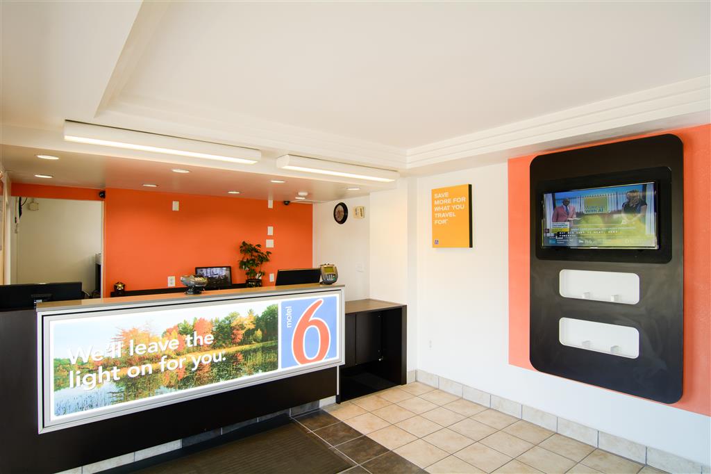 motel 6 leominster ma