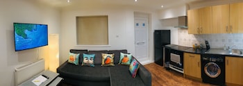 fountain view 1br flat free parking