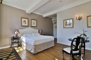 Hotel Du Midi,Provence>>Orange,2 star