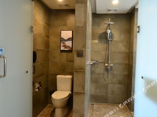 jinjiang metropolo hotel qingdao xinduxin cade pla