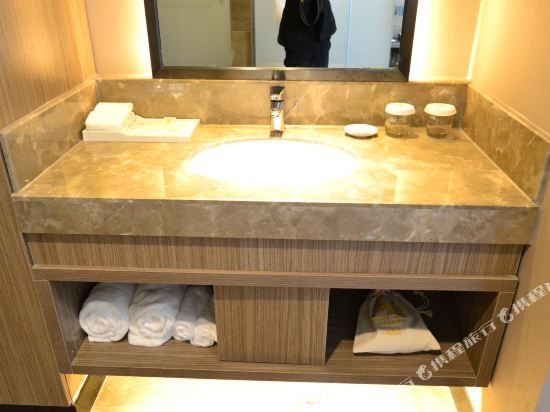 jinjiang metropolo hotel qingdao xinduxin cade pla