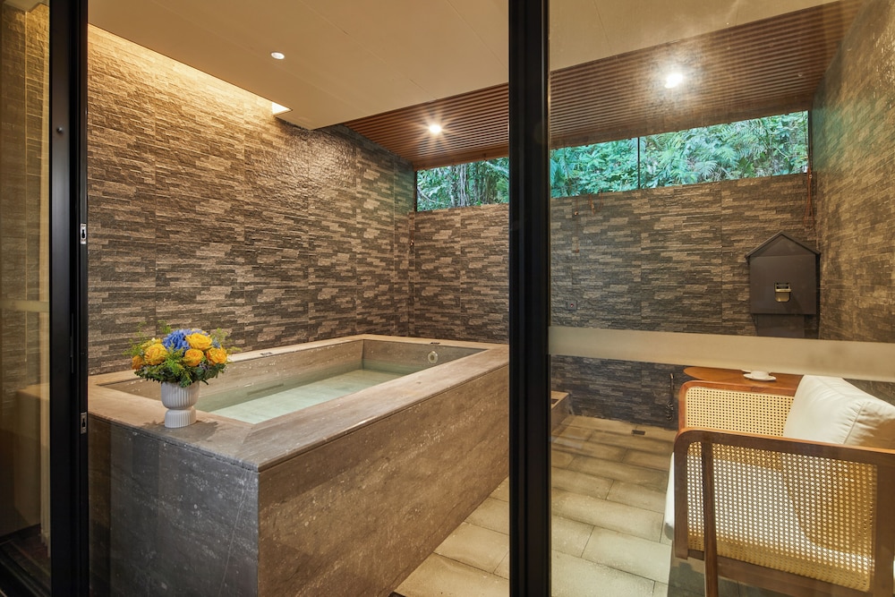 guangdong hot spring hotel