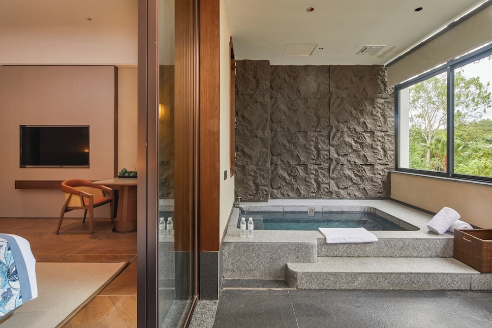 guangdong hot spring hotel