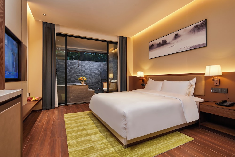 guangdong hot spring hotel