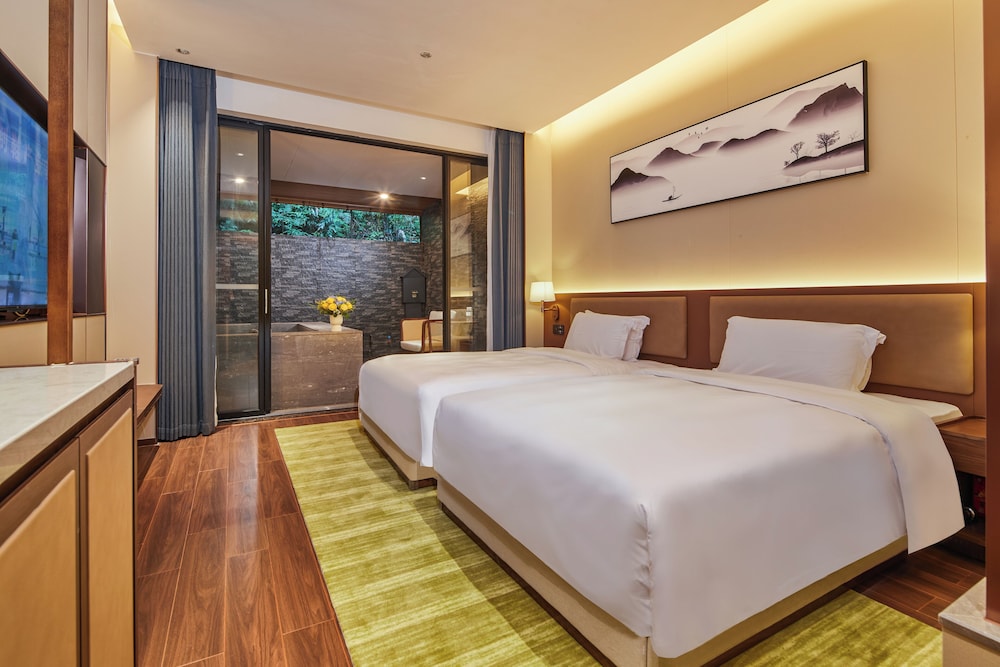 guangdong hot spring hotel