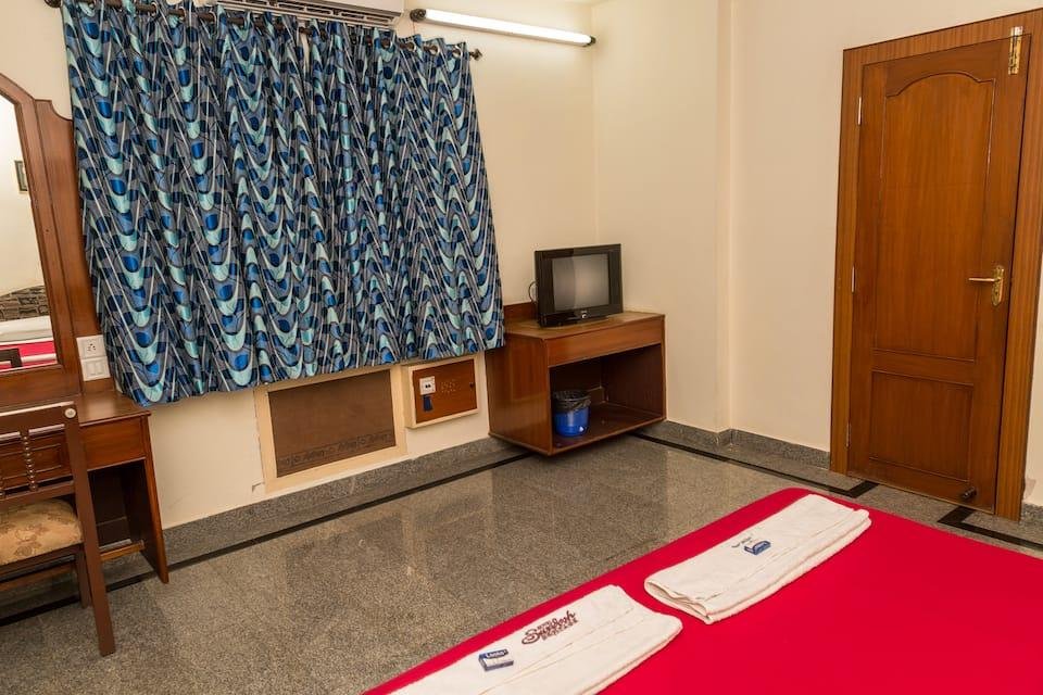 Hotel Swadesh Heritage,,1 star