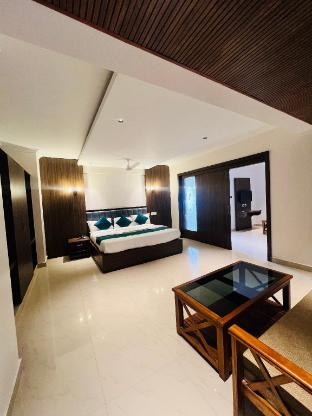 Hotel Triva,,2 star