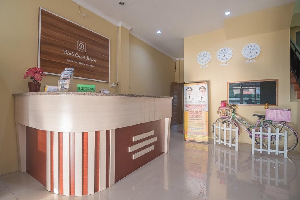 reddoorz plus near syamsudin noor airport 3