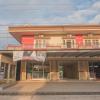 reddoorz plus near syamsudin noor airport 3