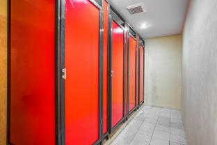 reddoorz plus near rsud dr pirngadi medan 2 hostel