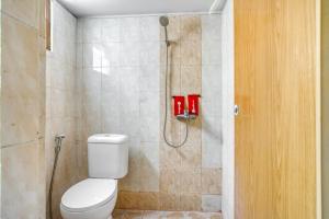 reddoorz plus near rsud dr pirngadi medan 2 hostel