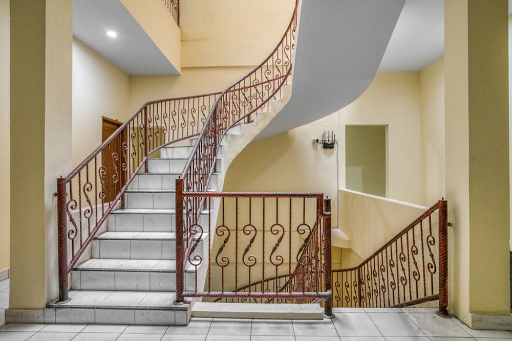 reddoorz plus near rsud dr pirngadi medan 2 hostel