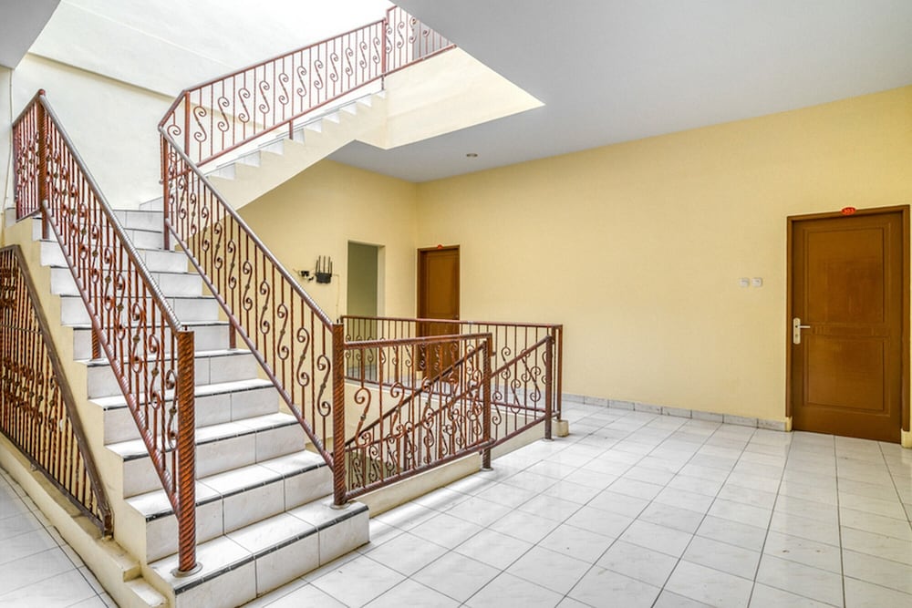 reddoorz plus near rsud dr pirngadi medan 2 hostel