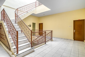 reddoorz plus near rsud dr pirngadi medan 2 hostel