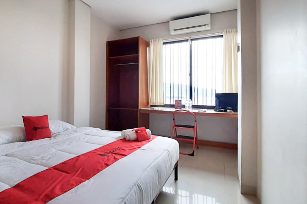 reddoorz plus bitung city center